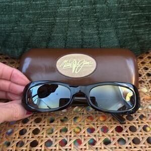 Vintage 80s/90s Women’s Maui Jim Brown Sunglasses